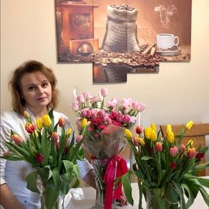 Meet your Posher, Alla